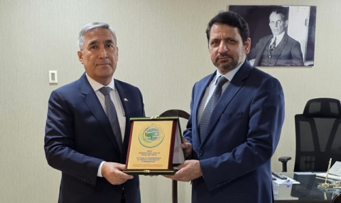 https://www.vestiabad.ru/news/11233/turkmenistan-i-pakistan-obsudili-perspektivy-razvitiya-sotrudnichestva