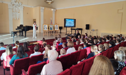https://www.vestiabad.ru/news/7907/v-ivanovo-proshla-vystavka-v-chest-kulturnyh-svyazei-turkmenistana-i-rossii