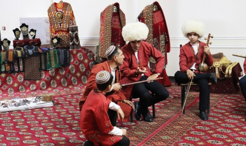 https://www.vestiabad.ru/news/9577/turkmenskaya-kultura-dostizheniya-i-priznanie-v-2024-godu