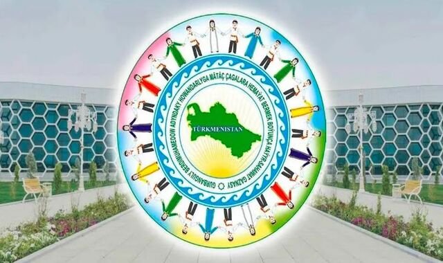 Дети Туркменистана получили сладкие подарки от Президента и Председателя Халк Маслахаты