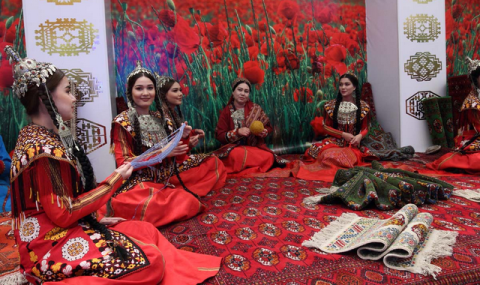 https://www.vestiabad.ru/news/10231/turkmenskie-tradicii-i-nacionalnye-cennosti-svyaz-pokolenii