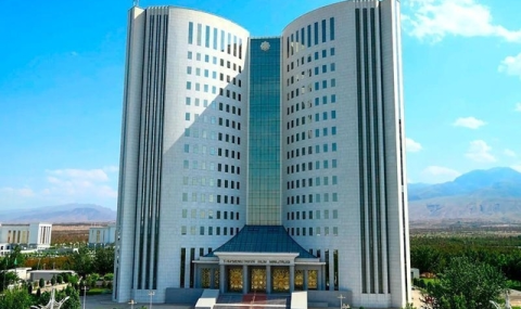 https://www.vestiabad.ru/news/9851/turkmenistan-i-universitet-sentendryus-obsudili-akademicheskoe-sotrudnichestvo