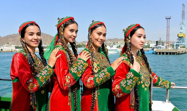 Правительство Туркменистана представило план культурных мероприятий в Балканском велаяте