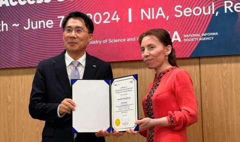 https://www.vestiabad.ru/news/5531/ashhabadskii-centr-dostupa-k-informacii-udostoen-prestizhnoi-nagrady