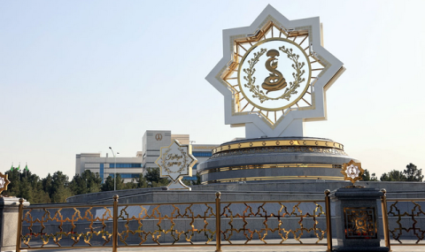 https://www.vestiabad.ru/news/7568/ashhabad-preobrazhaetsya-novye-monumenty-i-gradostroitelnye-iniciativy