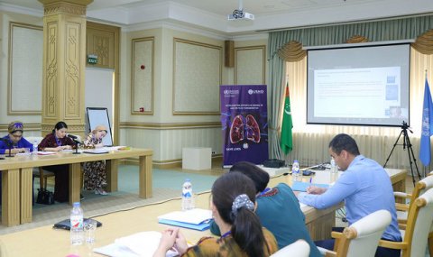 https://www.vestiabad.ru/news/5977/v-ashhabade-proshel-uchebnyi-kurs-dlya-ftiziatrov-po-rekomendaciyam-voz