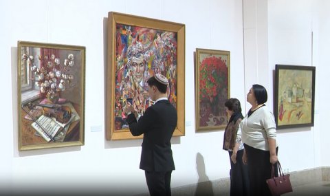 https://www.vestiabad.ru/news/8907/v-ashhabade-otkrylas-vystavka-pamyati-gulnazara-begmyradova