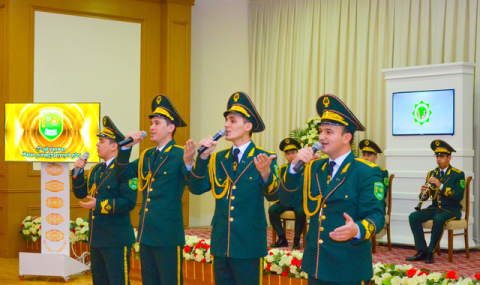 https://www.vestiabad.ru/news/9411/v-turkmenistane-proshli-torzhestva-ko-dnyu-zashchitnika-otechestva