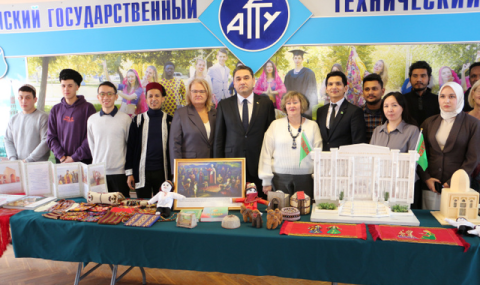 https://www.vestiabad.ru/news/10026/koncert-i-vystavka-v-chest-turkmenistana-proshli-v-astrahani