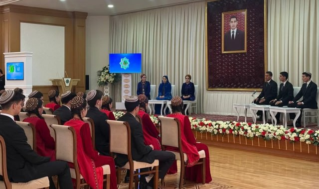 В Ашхабаде обсудили значение нейтралитета Туркменистана для молодёжи