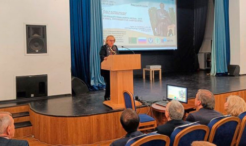 https://www.vestiabad.ru/news/8704/v-moskve-proshel-pokaz-filmaesse-zavety-otca-v-chest-turkmenskogo-poeta