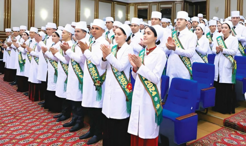 https://www.vestiabad.ru/news/5889/meduniversitet-turkmenistana-vypustil-okolo-600-molodyh-specialistov