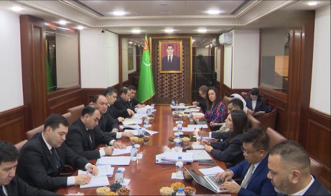 https://www.vestiabad.ru/news/9288/turkmenistan-rasshiryaet-partnerstvo-v-neftegazovoi-otrasli