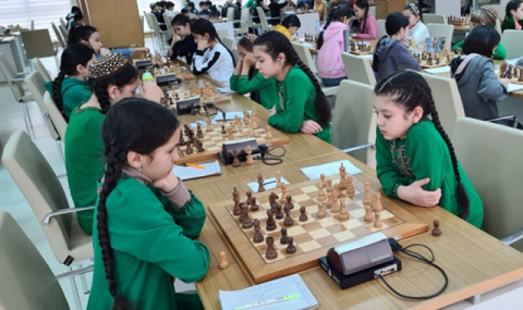 https://www.vestiabad.ru/news/7771/v-turkmenistane-startuyut-otborochnye-turniry-k-chempionatu-po-shahmatam-2025-goda