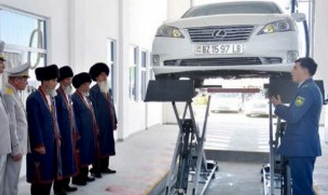 В Лебапе начали работу современные центры техосмотра авто