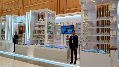 https://www.vestiabad.ru/news/1380/v-ashhabade-otkrylis-mezhdunarodnaya-vystavki-i-nauchnaya-konferenciya-zdravoohranenie-obrazovanie-i-sport-v-eru-vozrozhdeniya-novoi-epohi