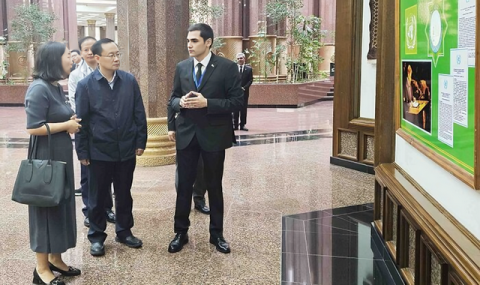 https://www.vestiabad.ru/news/7535/ministr-kultury-kitaya-posetil-gosudarstvennyi-muzei-turkmenistana-v-ashhabade
