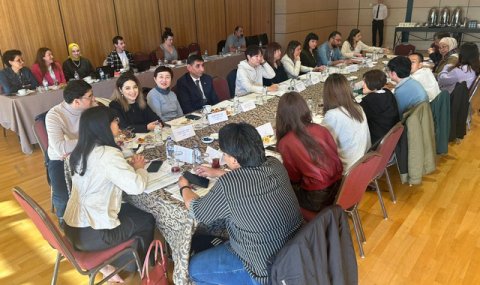https://www.vestiabad.ru/news/7749/turkmenskaya-delegaciya-uchastvuet-v-generalnoi-assamblee-abu-v-turcii
