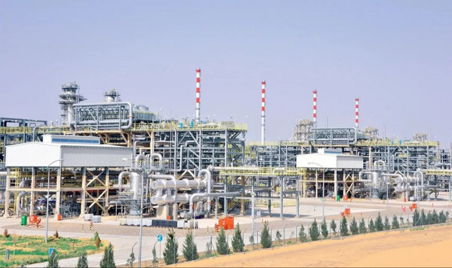 Туркменистан наращивает добычу и переработку нефти и газа