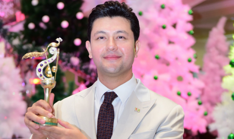 https://www.vestiabad.ru/news/8836/v-turkmenistane-proshel-final-pevcheskogo-konkursa-yylyn-parlak-yyldyzy
