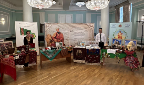 https://www.vestiabad.ru/news/6768/konsulstvo-turkmenistana-v-rf-provelo-vystavku-v-chest-mahtumkuli-fragi