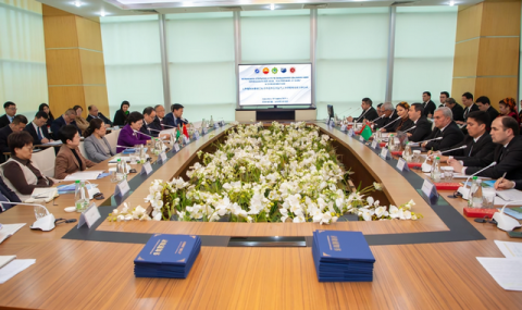 https://www.vestiabad.ru/news/10364/turkmenistan-i-kitai-rasshiryayut-sotrudnichestvo-v-sfere-obrazovaniya