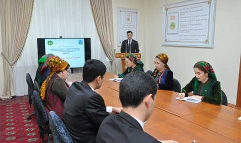 https://www.vestiabad.ru/news/9863/v-turkmenistane-obsudili-ekologicheskie-iniciativy-v-sfere-obrazovaniya