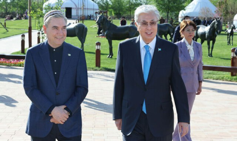 https://www.vestiabad.ru/news/11157/geroiarkadag-i-kasymzhomart-tokaev-posetili-kompleks-etnoaul
