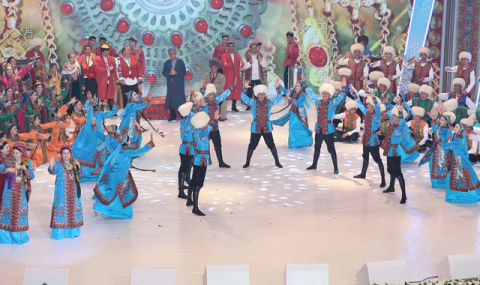 https://www.vestiabad.ru/news/7315/v-stolice-turkmenistana-proshel-prazdnichnyi-koncert-v-chest-dnya-nezavisimosti