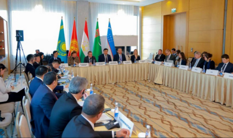https://www.vestiabad.ru/news/10393/v-tashkente-rassmotreli-voprosy-finansirovaniya-eko-iniciativ-v-centralnoi-azii