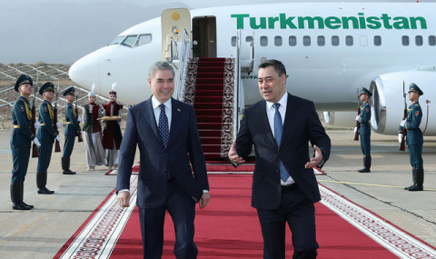 https://www.vestiabad.ru/news/11204/gurbanguly-berdymuhamedov-sovershil-vizit-v-kyrgyzskuyu-respubliku